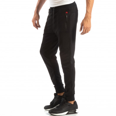 Pantaloni sport negri pentru bărbați cu detaliu roșu it240818-90 2