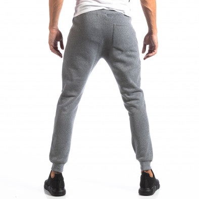 Pantaloni sport gri deschis cu benzi negre pentru bărbați it250918-47 4