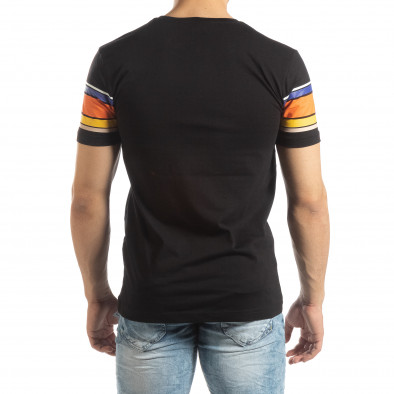 Tricou pentru bărbați negru cu dungi colorate it150419-53 3