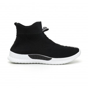 Adidași negri slip-on de bărbați cu inscripții albe - FASHIONMIX.RO Adidași negri slip-on de bărbați cu inscripții albe