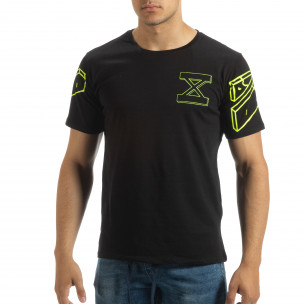 Tricou negru de bărbați cu imprimeu neon pe spate - FASHIONMIX.RO Tricou negru de bărbați cu imprimeu neon pe spate