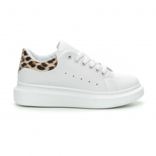 Teniși de dama albi cu imprimeu leopard pe călcâi - FASHIONMIX.RO Teniși de dama albi cu imprimeu leopard pe călcâi