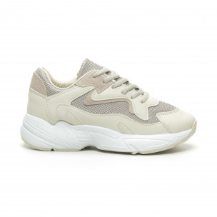 Pantofi sport de dama bej cu talpă înaltă - FASHIONMIX.RO Pantofi sport de dama bej cu talpă înaltă