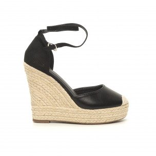 Sandale de dama negre cu talpă înaltă - FASHIONMIX.RO Sandale de dama negre cu talpă înaltă