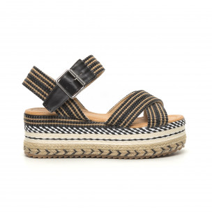 Sandale de dama tip espadrile cu platformă decorată - FASHIONMIX.RO Sandale de dama tip espadrile cu platformă decorată