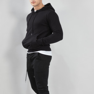 Hanorac negru Basic de bărbați cu buzunar tip marsupiu - FASHIONMIX.RO Hanorac negru Basic de bărbați cu buzunar tip marsupiu