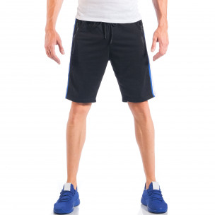 Pantaloni scurți de bărbați negri cu benzi și fermoare la buzunare - FASHIONMIX.RO Pantaloni scurți de bărbați negri cu benzi și fermoare la buzunare