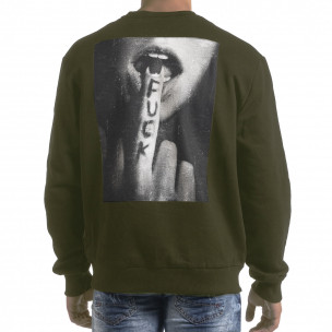 Bluză de bărbați verde militar cu imprimeu pe spate - FASHIONMIX.RO Bluză de bărbați verde militar cu imprimeu pe spate