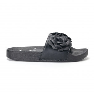 Papuci de dama negri cu flori embosate - FASHIONMIX.RO Papuci de dama negri cu flori embosate