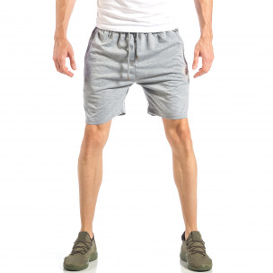 Pantaloni scurți pentru bărbați gri cu logo MA - FASHIONMIX.RO Pantaloni scurți pentru bărbați gri cu logo MA