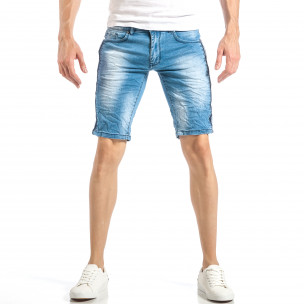 Blugi scurți pentru bărbați albaștri cu benzi laterale - FASHIONMIX.RO Blugi scurți pentru bărbați albaștri cu benzi laterale