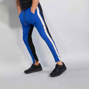 Jogger pentru bărbați în albastru și negru cu benzi și fermoare - FASHIONMIX.RO Jogger pentru bărbați în albastru și negru cu benzi și fermoare