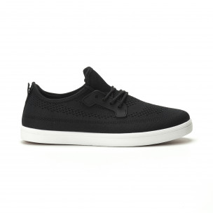 Pantofi sport ușori în negru pentru bărbați - FASHIONMIX.RO Pantofi sport ușori în negru pentru bărbați