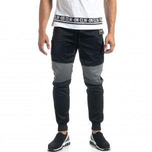 Jogger de bărbați negru cu decorațiune - FASHIONMIX.RO Jogger de bărbați negru cu decorațiune