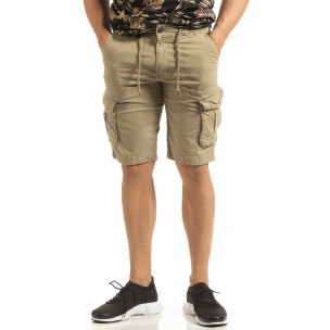 Bermude cargo pentru bărbați bej cu elastic în talie - FASHIONMIX.RO Bermude cargo pentru bărbați bej cu elastic în talie