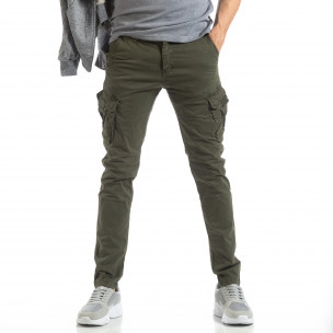 Pantaloni în verde tip cargo pentru bărbați - FASHIONMIX.RO Pantaloni în verde tip cargo pentru bărbați