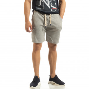 Șort cargo pentru bărbați din tricot gri cu dungi - FASHIONMIX.RO Șort cargo pentru bărbați din tricot gri cu dungi