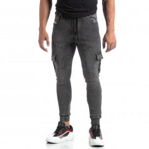 Pantaloni sport gri de bărbați tip Cargo Jeans - FASHIONMIX.RO Pantaloni sport gri de bărbați tip Cargo Jeans
