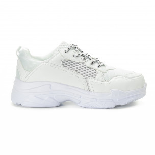 Adidași All white din materiale pe exterior combinate pentru bărbați - FASHIONMIX.RO Adidași All white din materiale pe exterior combinate pentru bărbați