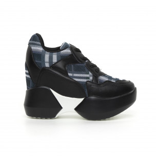 Pantofi sport de dama cu carouri și platformă ascunsă - FASHIONMIX.RO Pantofi sport de dama cu carouri și platformă ascunsă
