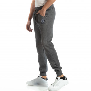Pantaloni sport groși în melanj gri pentru bărbați - FASHIONMIX.RO Pantaloni sport groși în melanj gri pentru bărbați