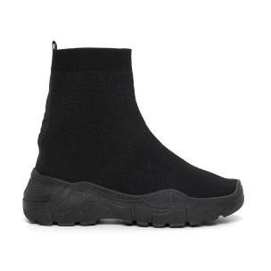 Pantofi sport de dama Basic Slip-on cu talpă neagră - FASHIONMIX.RO Pantofi sport de dama Basic Slip-on cu talpă neagră