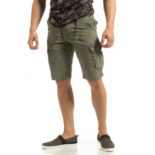 Bermude cargo pentru bărbați verzi cu elastic în talie - FASHIONMIX.RO Bermude cargo pentru bărbați verzi cu elastic în talie