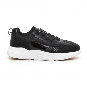 Adidași negri de bărbați cu părți lăcuite - FASHIONMIX.RO Adidași negri de bărbați cu părți lăcuite