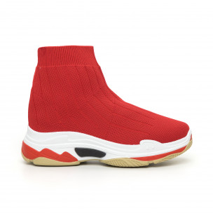 Pantofi sport de dama Slip-on din țesătură tehnică roșie - FASHIONMIX.RO Pantofi sport de dama Slip-on din țesătură tehnică roșie