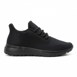 Adidași All black pentru bărbați model ușor - FASHIONMIX.RO Adidași All black pentru bărbați model ușor
