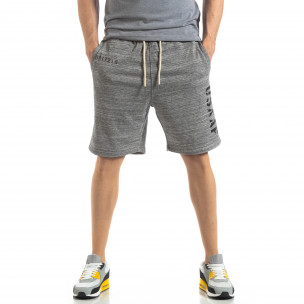 Pantaloni sport scurți de bărbați în melanj gri - FASHIONMIX.RO Pantaloni sport scurți de bărbați în melanj gri