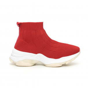 Pantofi sport de dama Slip-on din țesătură roșie - FASHIONMIX.RO Pantofi sport de dama Slip-on din țesătură roșie