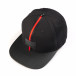 Șapcă neagră cu bandă roșie it050618-75 2